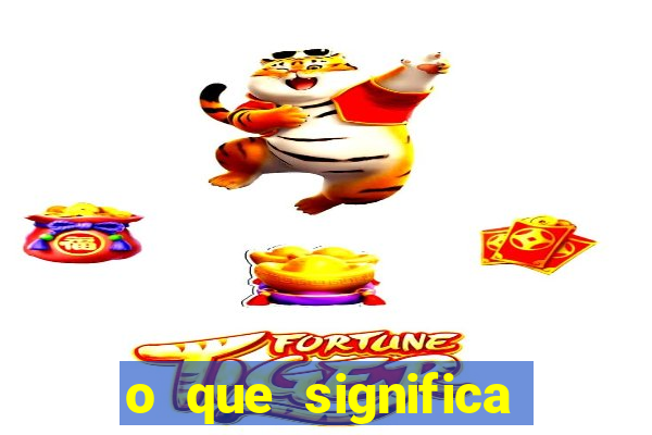 o que significa passarinho morto dentro de casa
