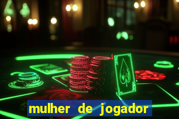 mulher de jogador de futebol nua