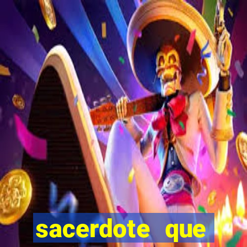 sacerdote que morreu no santo dos santos