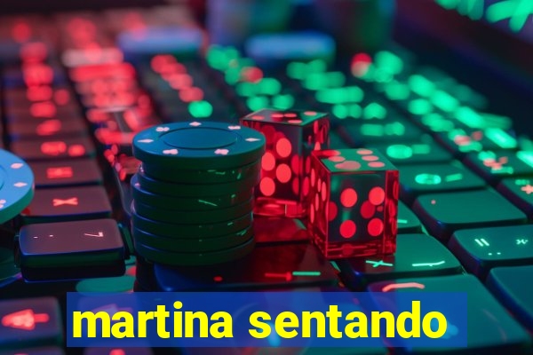 martina sentando