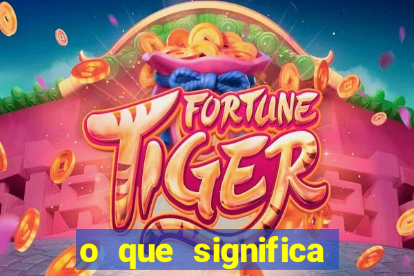 o que significa sonhar com o silvio santos