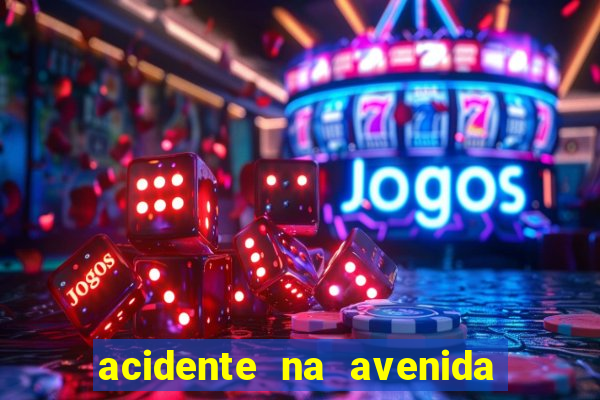 acidente na avenida arquiteto vila nova artigas
