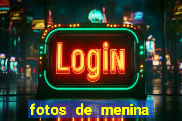 fotos de menina cacheada no espelho